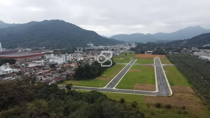 LOTEAMENTO NO CENTENÁRIO - SIWERT GARDEN
