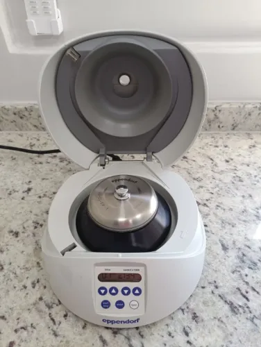 Microcentrifuga Eppendorf Mini Spin