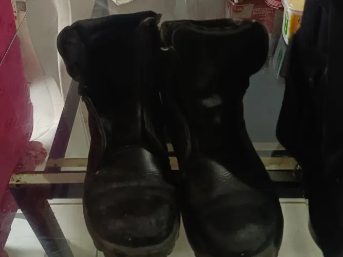 Vendo bota unissex 