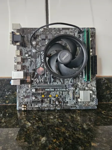 Placa Mãe A320M + Ryzen 3 2200g + 16GB DDR4