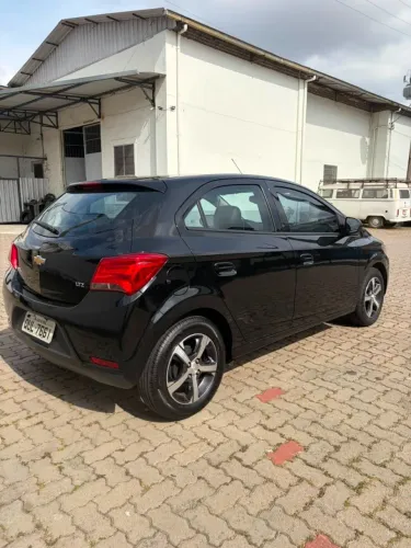 Chevrolet Onix Hatch LTZ 1.4 8V Flex Mec. 4P 2019