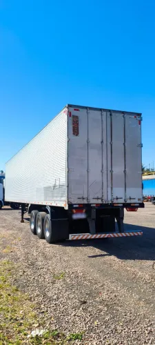 Vendo CARRETA Baú FACCHINI 28 paletes ano 2008
