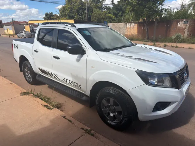 Nissan Frontier S CD 4X4 2.3 TB Diesel Mec. 2019
