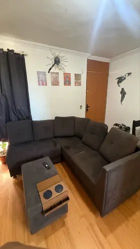Sofa de canto 5 lugares com almofadas mais puff
