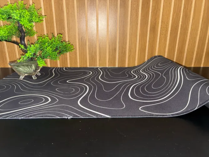Mouse pad Gamer preto e branco