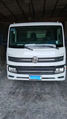 Vendo Caminhão Delivery $ 325 mil