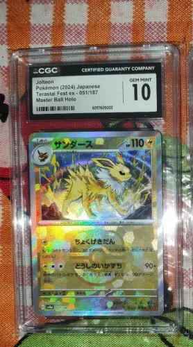 Carta pokémon graduada jolteon master ball CGC 10