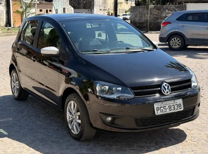 Volkswagen Fox Rock IN RIO 1.6 MI Total Flex 8V 5P 2014