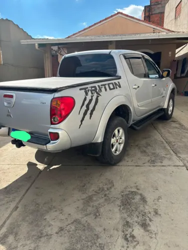 Mitsubishi L200 Triton HPE 3.2 CD TB Int.diesel AUT 2009