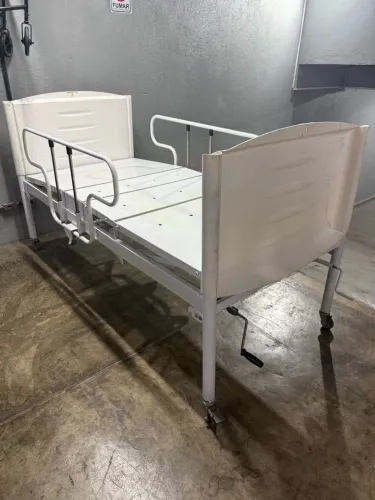 Cama hospitalar usada