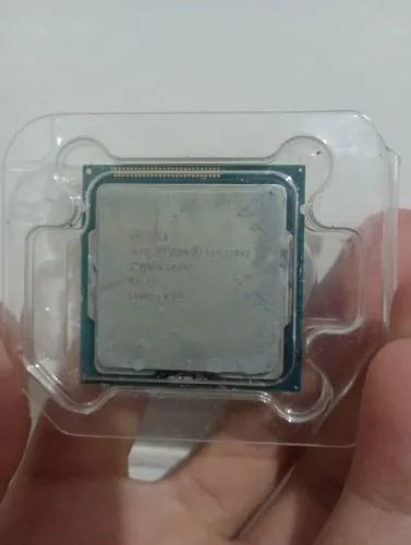 Xeon E3 1220 V2