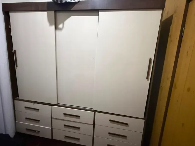Guarda roupa grande oportunidade sair hoje