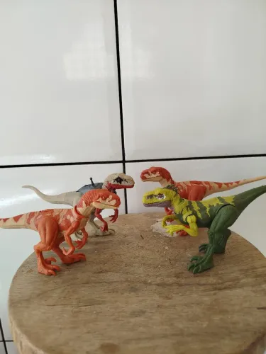 Atrociraptores Jurassic world mattel