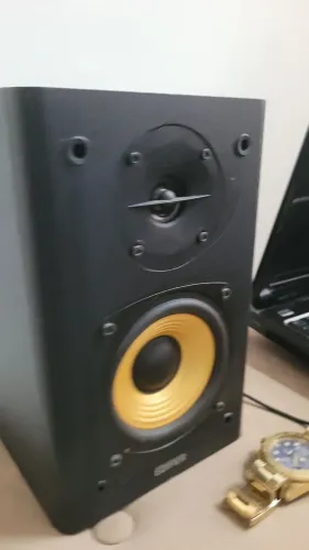 Monitor de áudio Edifier R1000T4 - 24W RMS - Estéreo