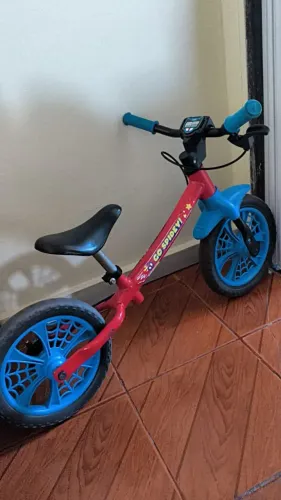 Bicicleta de Equilíbrio Infantil 