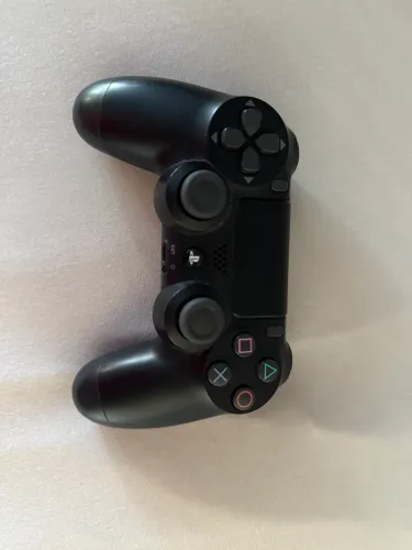 PS4 slim 1TB