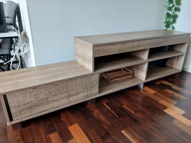 Rack para TV com mesa de centro para sala