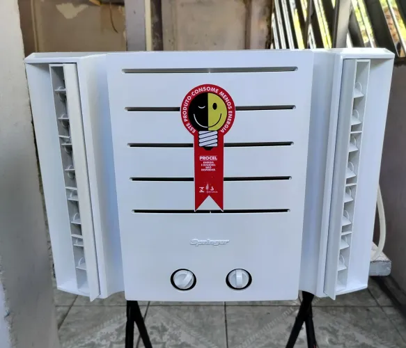 Ar condicionado Springer 7500 BTUs 127V