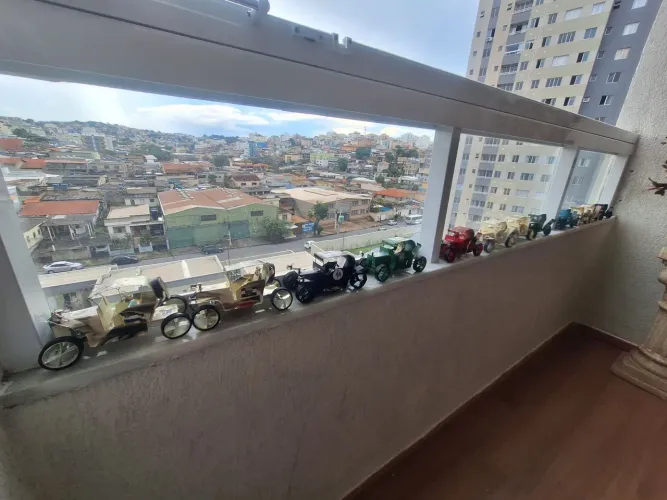 Carrinhos antigos de coleçao clubes - 12 unidades