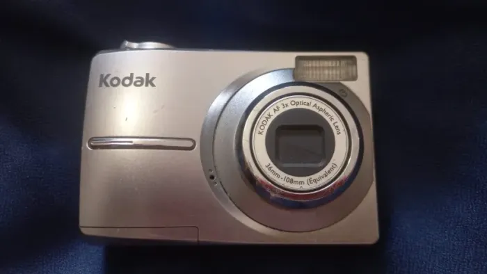 câmera Kodak EasyShare C713