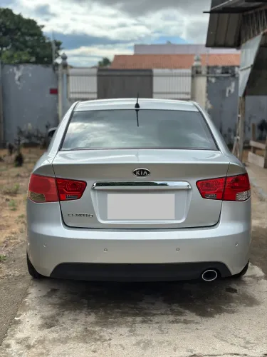 Kia Motors Cerato 1.6 16V Aut. 2011
