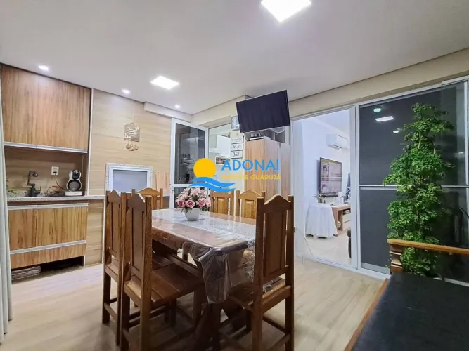 Apartamento próximo à praia com lazer  Enseada  Guarujá