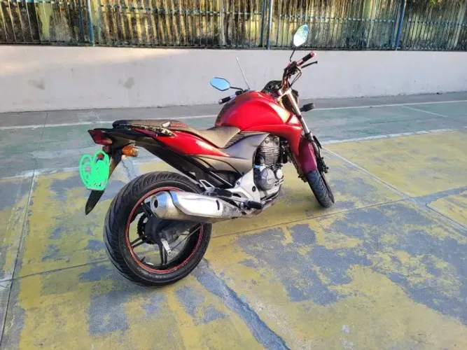 Honda CB 300R 2010 - Documento 2026 em dia