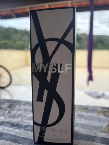 Perfume yves saint laurent myself praticamente novo!!
