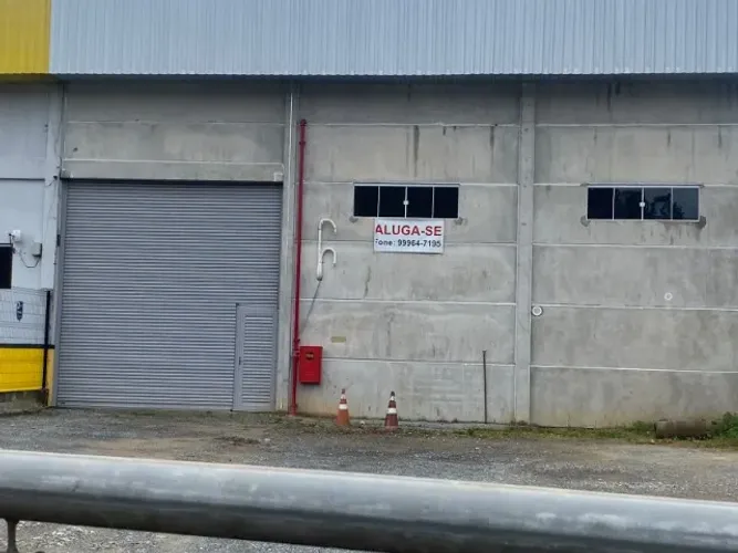 GALPÃO PARA LOCAÇÃO - BR-101 PRÓXIMO A ESTAÇÃO BONESSI | JOINVILLE/SC