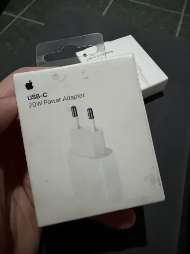 Fonte USB-C 20W Compatível com iPhone - LACRADO!