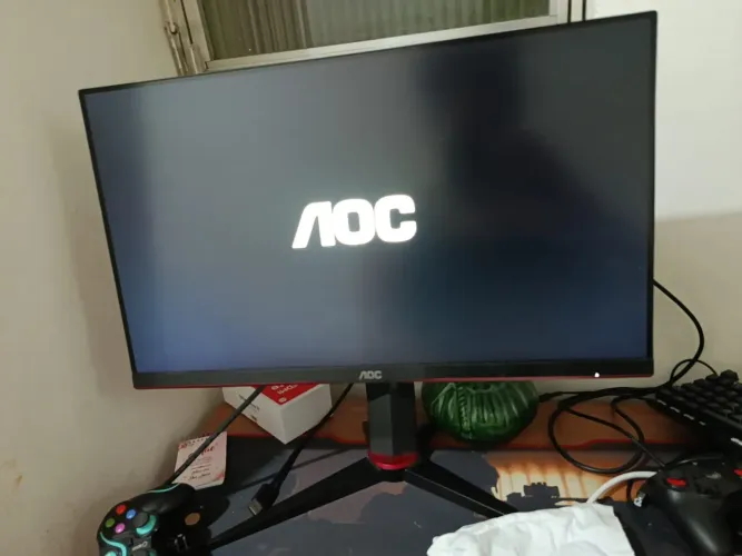 Monitor AOC viper