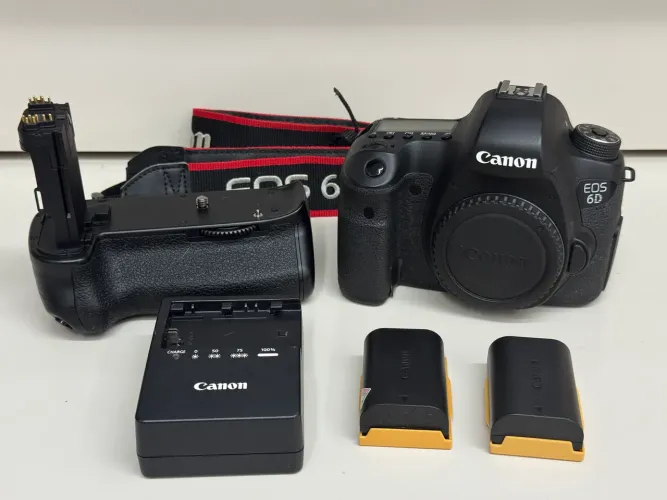 Canon 6D Wi-Fi Full Frame (Poucos Cliques)