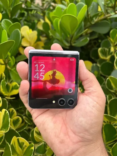 Z Flip 5    512gb 
