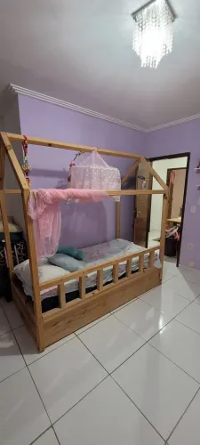 CAMA CASINHA MONTESSORI