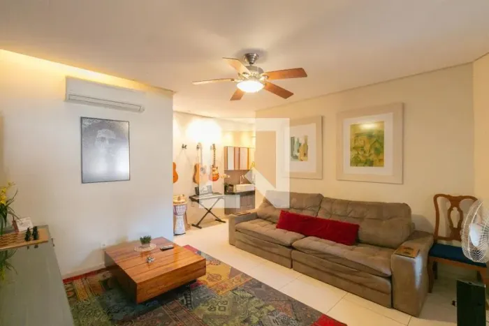 Apartamento à Venda - Santa Rosa, 4 Quartos, 184 m2