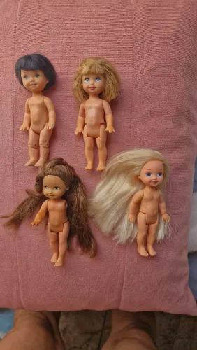 Boneca kelly filha barbie