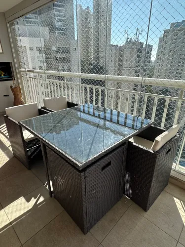 Mesa de varanda/jantar 4 lugares - Design compacto (cadeiras embutidas)