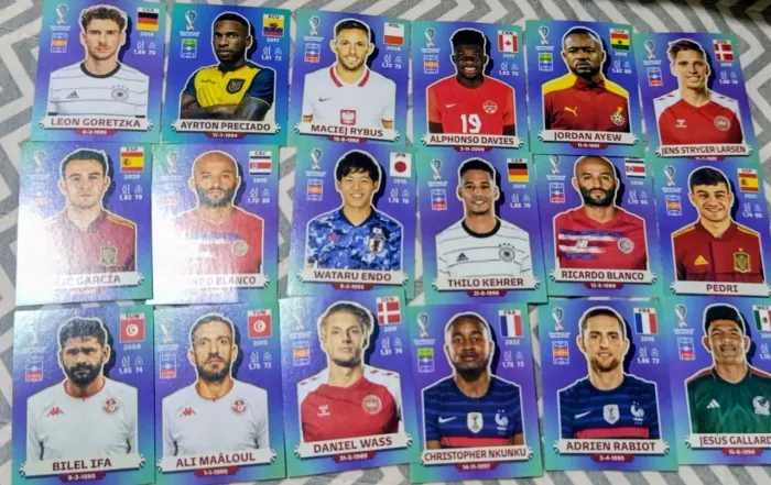 Figurinhas normais Copa 2022