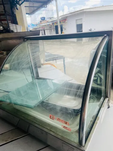 Expositor de Salgados seminovo 