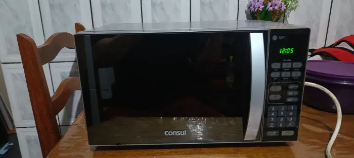 Microondas espelhado 20 litros Consul