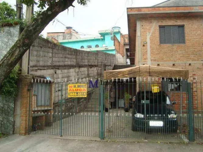 Casa com 1 dormitório para alugar por R$ 400,00/mês - Baronesa - Osasco/SP