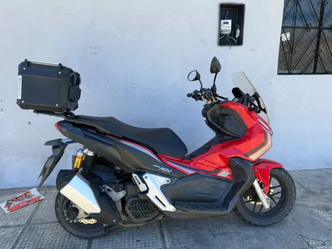 ADV 2023 10 mil km.