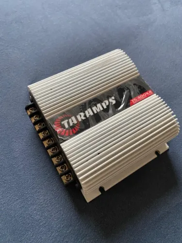 Módulo amplificador Taramps 400