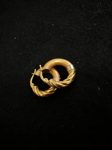 Brinco Argola de ouro 3.70g 18k procedência garantia eterna