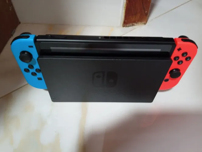 Nitendo swite semi novo