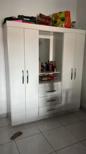 Guarda Roupa 4 portas