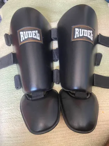 Caneleira muay thai