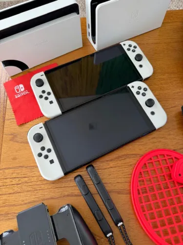 ? Nintendo Switch OLED Branco - Completo + Acessórios