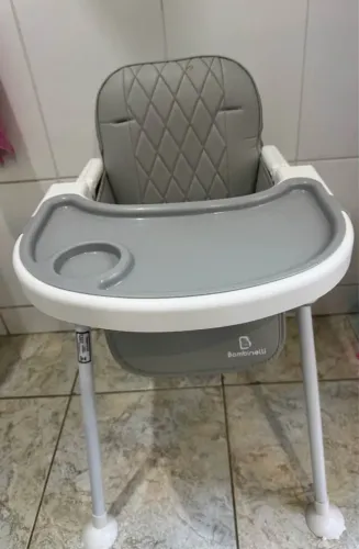 Cadeirinha alimentação infantil