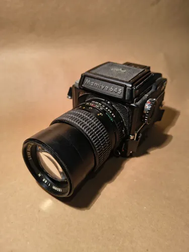 Mamiya 645 1000S + lente Sekkor C 150mm NO ESTADO